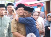 Safari Ramadhan, Bupati Luwu Timur Dipeluk Hangat Warga Wasuponda