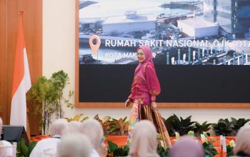 Dihadapan Istri Wakil Presiden RI, Ketua Dekranasda Makassar Perkenalkan Baju Bodo, Ajang Promosi Warisan Budaya
