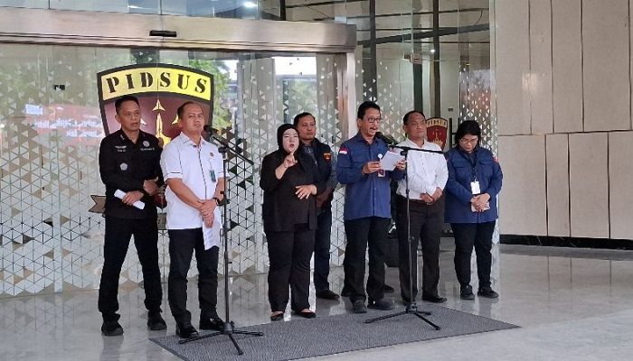 BREAKING NEWS: Nadiem Tersangka Korupsi Chromebook, Langsung Ditahan Kejaksaan