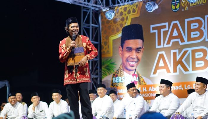 Tabligh Akbar UAS Diikuti Ribuan Jamaah, Bupati Luwu Jadikan Agenda Tahunan