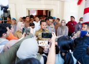 Gubernur Sulsel Rapat Bersama Forkopimda Evaluasi Antrean BBM, Minta Pertamina Analisis Kebutuhan Tambahan Kuota